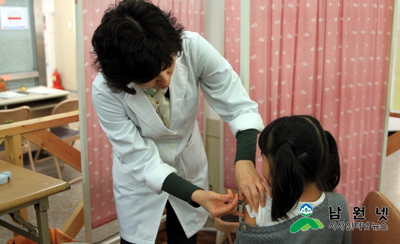 0901 보건지원과 - 어린이 인플루엔자 무료접종 확대.jpg