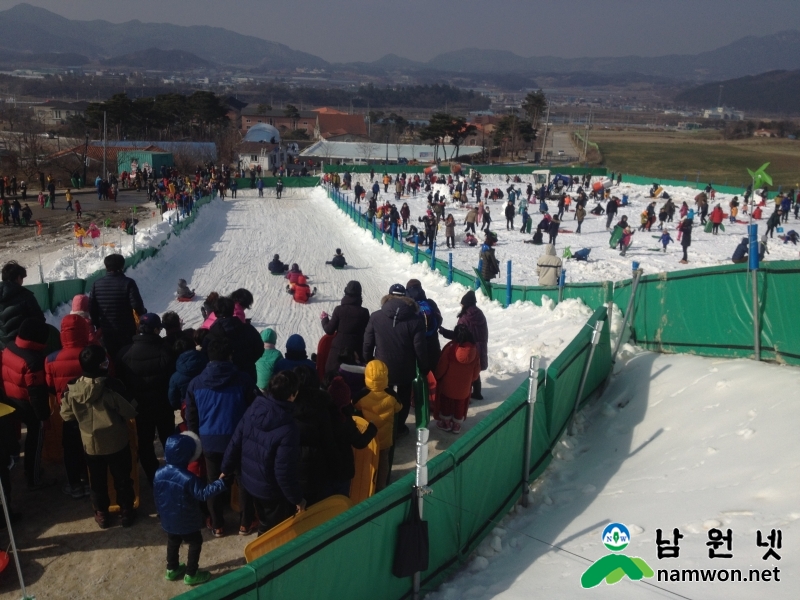 0111%20운봉읍%20-%20바래봉%20눈꽃축제%20눈썰매장%20재개장%20(2).JPG