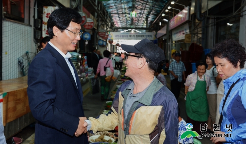 160829 고향희망심기사업 관련 재경향우회 고향방문1.JPG