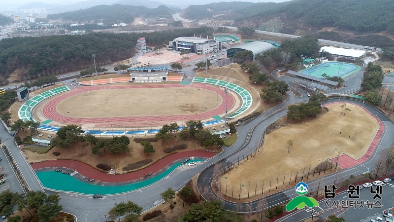 0214 교육체육과-남원시 체육시설 확충 및 정비에 총력(춘향골체육공원 전경) (2).JPG