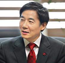 이용호당선자.jpg