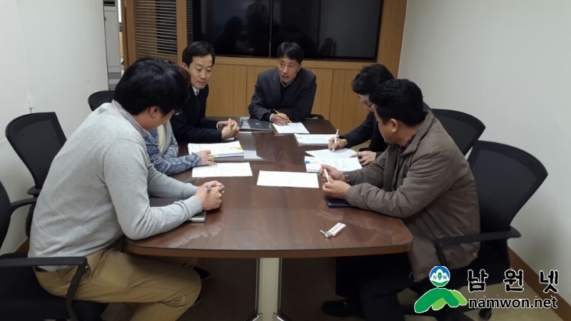 0317%20건축과%20-%20건축인허가%20복합민원팀%20쉽고%20빠른%20서비스%20제공.JPG