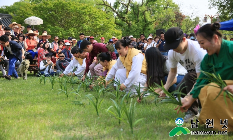 14일 전통 연희마당 (2).JPG
