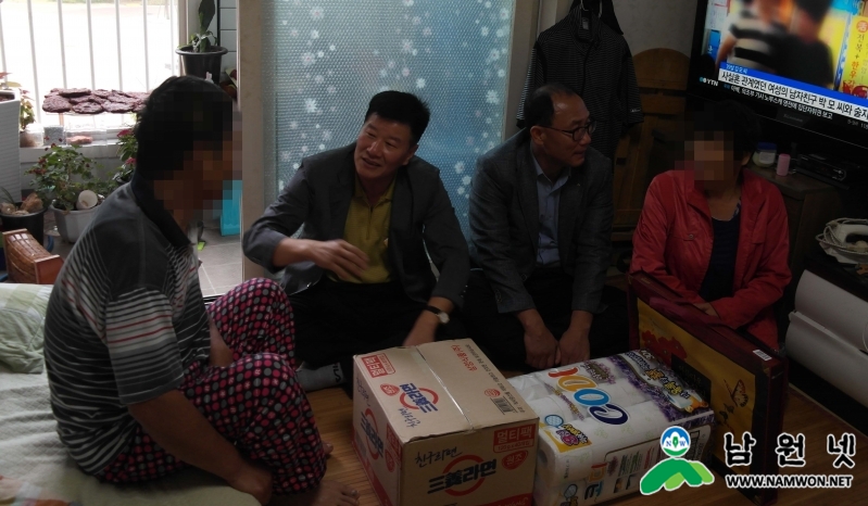 2015-09-23-보도자료-남원서, 지역협의회와 추석명절 탈북민 위문.jpg