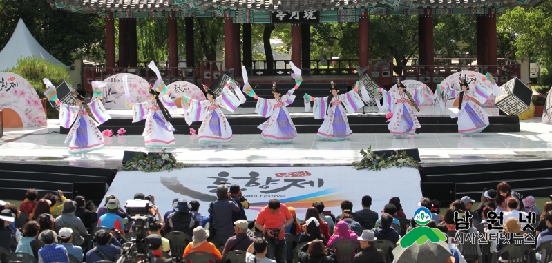 0524춘향제전위원회-제88회 춘향제 공연예술제 진수 선보였다7.JPG