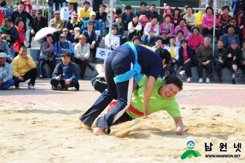 0429 상수도사업소- 춘향제 기념 민속씨름대회 개최3.JPG