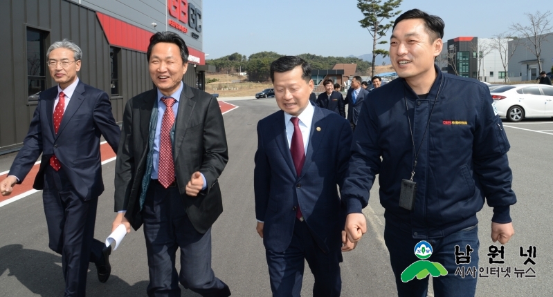 0604경제과-내일이 있는 청년도시 남원3(행안부차관청년기업인과의만남)1.JPG