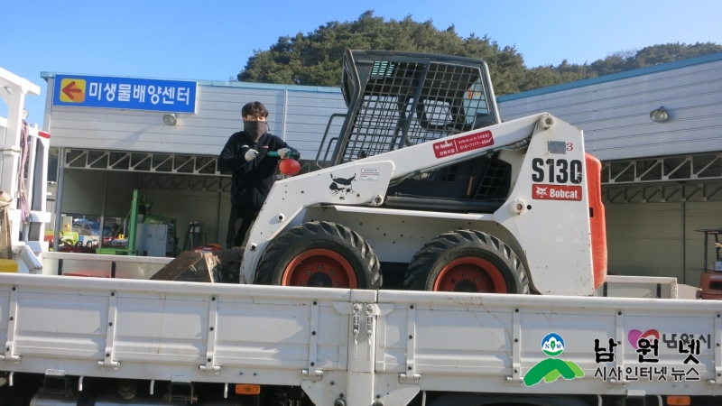 0311 농업진흥과-농민을 위한 농기계 운송 (2).JPG