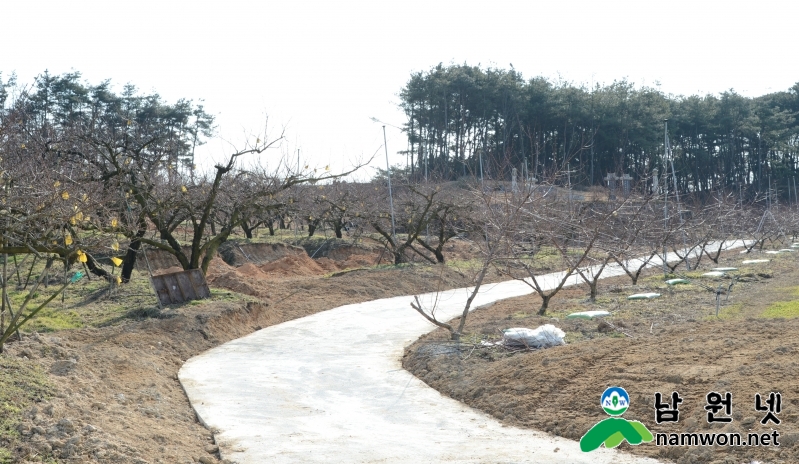 0520 원예허브과 - 인월지구 과실전문생산단지 주민설명회(경작로 설치 참고사진).JPG