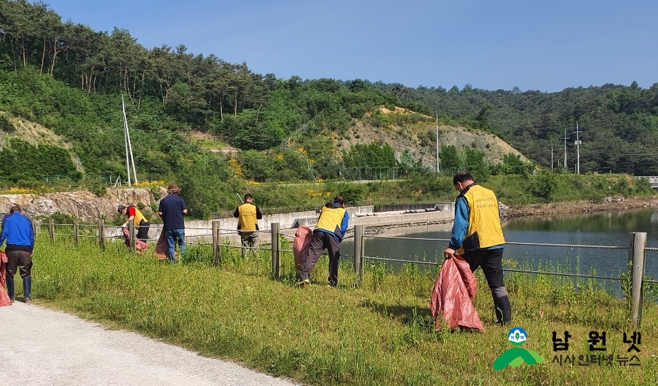 0806 축산과-남원시 내수면 낚시터 환경개선 추진(송동 수송저수지).jpg