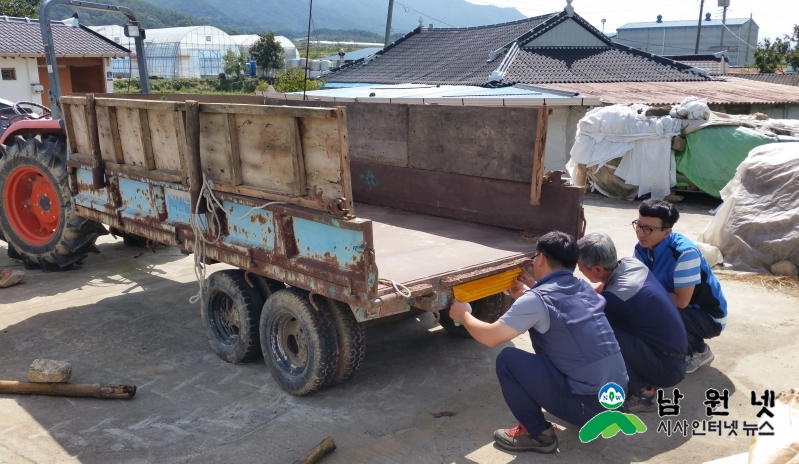 0930농촌진흥과-본격적 영농철 가을철 농기계 안전사고 예방에 총력 (1).jpg