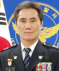 박덕관경교 과장.jpg